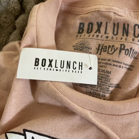 NWT Boxlunch Harry Potter‎ Hermoine When in Doubt Go to the Library Shirt Pink M - Picture 4 of 9